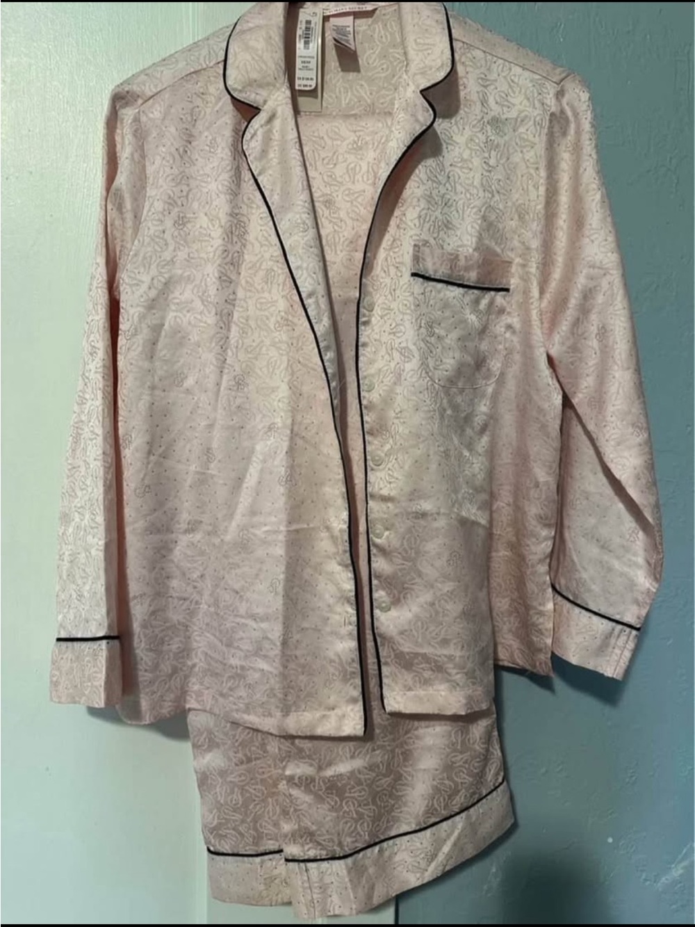 Victoria’s Secret pj set satin with bling
